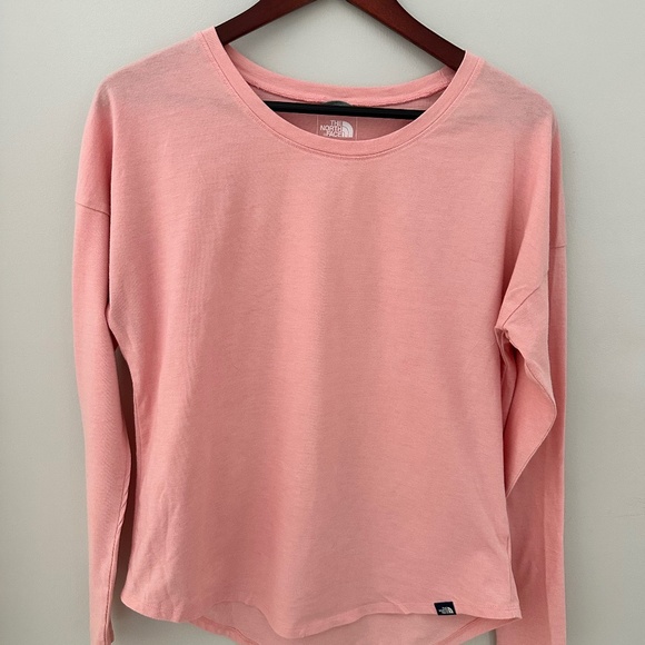 The North Face Tops - North Face Women's Casual Pink Long Sleeve T-Shirt SZ Medium